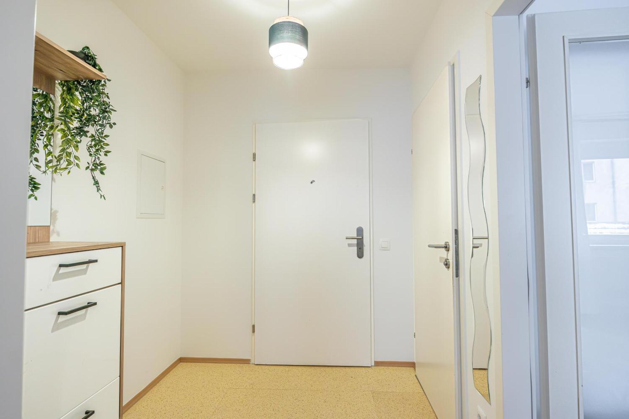 וינה Superb Fully Equipped Apartment, 9 Min To City Center Via Metro מראה חיצוני תמונה